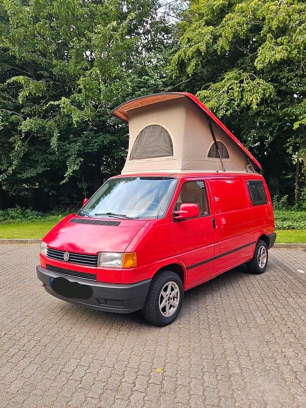 Rot Gebraucht 1993 VW T4 Van | 9.999 € - Bild 1/4