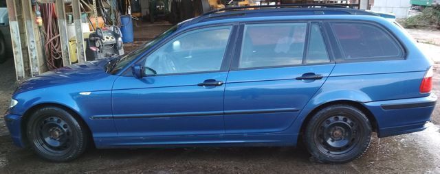 Gebraucht BMW 320 150 PS (110 kW) 2002 Blau Kombi