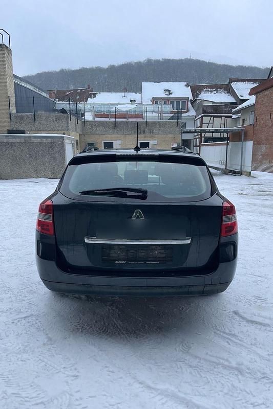 Gebraucht Renault Laguna III 140 PS (102 kW) 2010 Blau Kombi