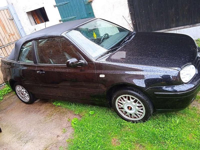 Gebraucht VW Golf Cabriolet Highline 101 PS (74 kW) 1999 Schwarz Cabrio