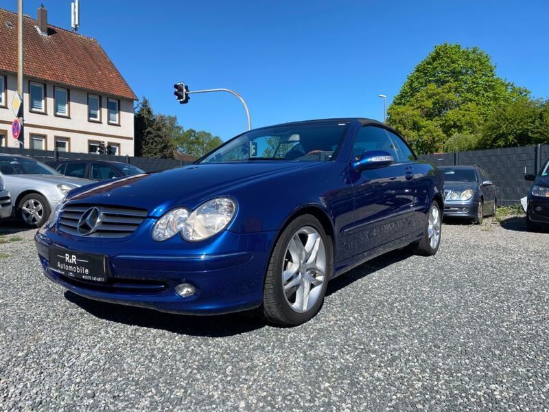 Blau Gebraucht 2003 Mercedes CLK500 Elegance Cabrio | 13.990 € (Etwas zu teuer) - Bild 1/4