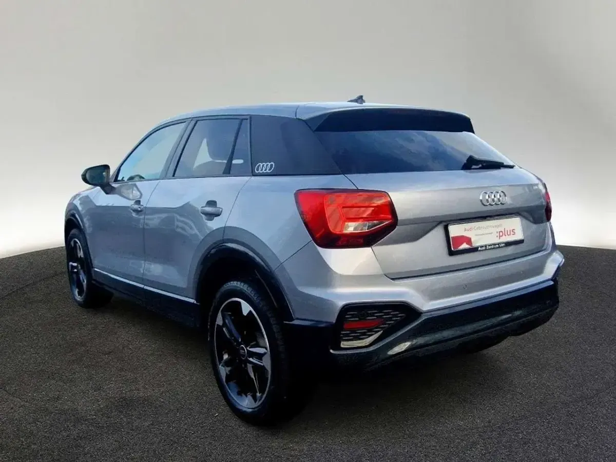 Gebraucht Audi Q2 Advanced 116 PS (85 kW) 2025 Florettsilber metallic SUV