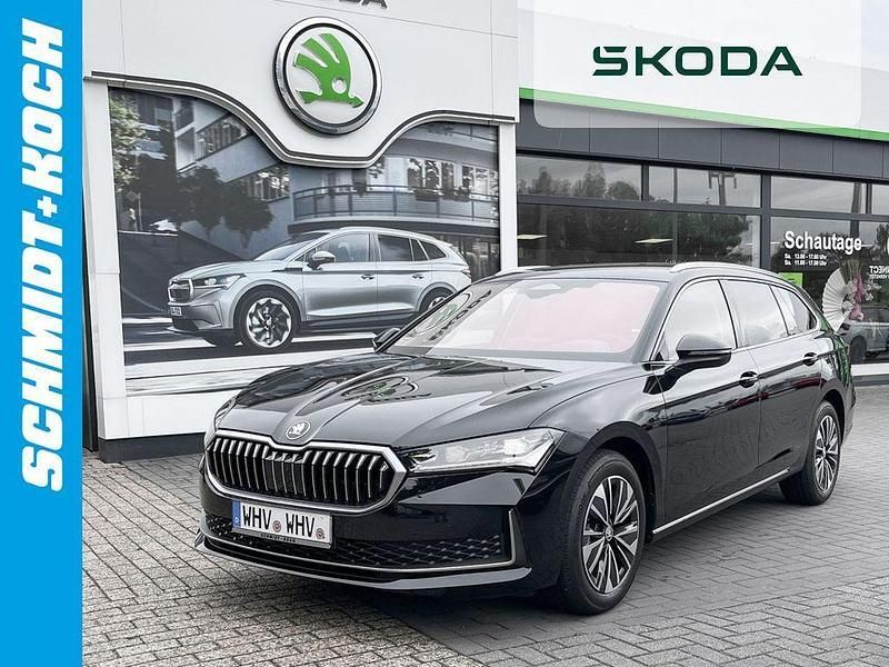 Schwarz Gebraucht 2025 Skoda Superb Selection Kombi | 44.980 € (Teuer) - Bild 1/4