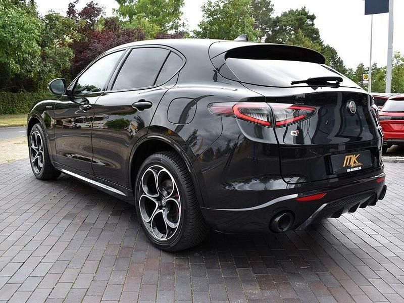Gebraucht Alfa Romeo Stelvio Veloce 280 PS (205 kW) 2024 Nero vulcano, metall (metallic) SUV