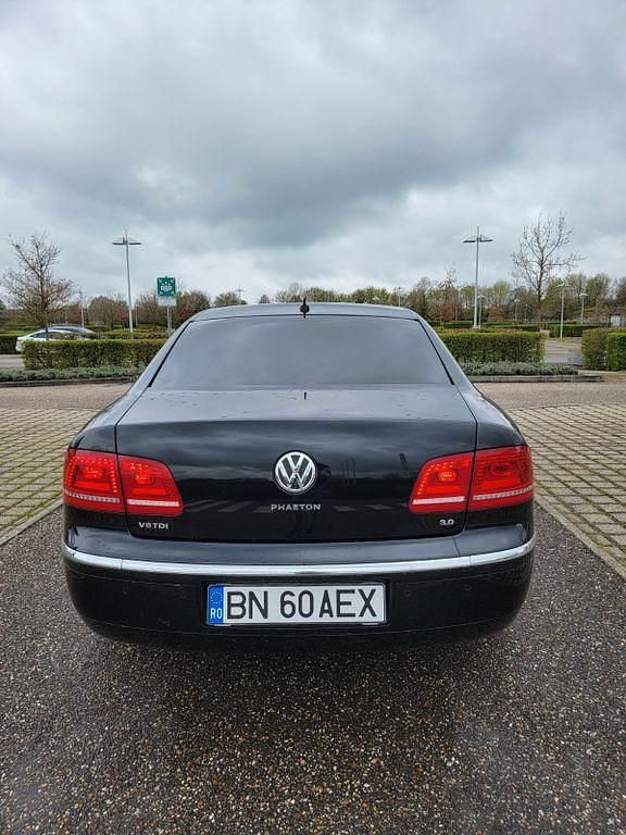 Second-hand VW Phaeton 239 CP (175 kW) 2012 Negru Berlinǎ