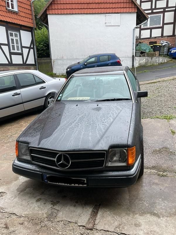 Schwarz Gebraucht 1989 Mercedes 230 Coupé | 4.500 € - Bild 1/4