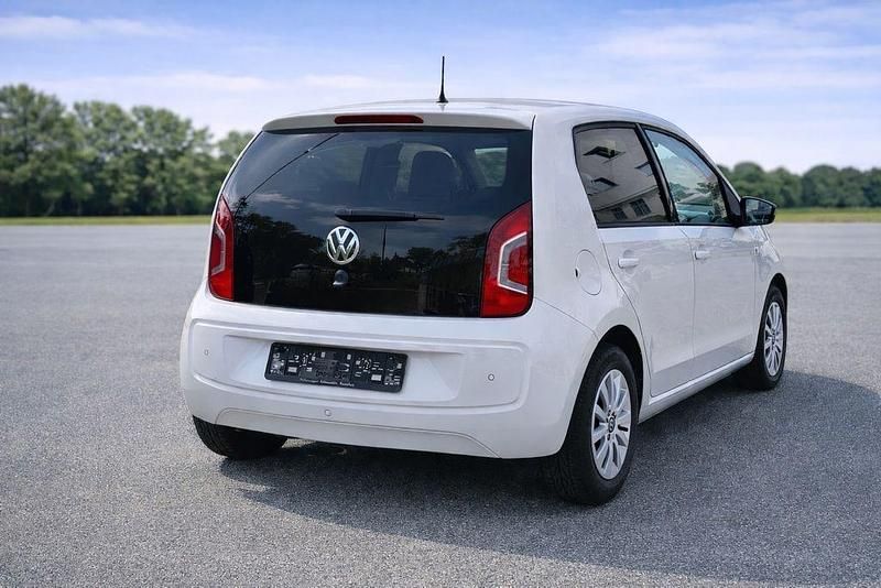 Second-hand VW up! 75 CP (55 kW) 2012 Alb Hatchback