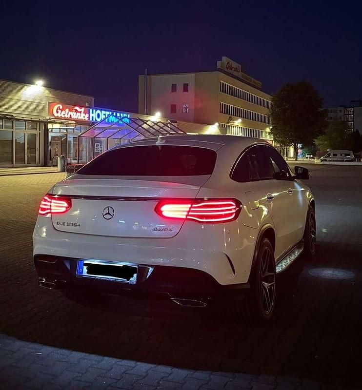 Gebraucht 2016 Mercedes GLE350 AMG line Coupé | 32.000 € (Teuer) - Bild 1/4