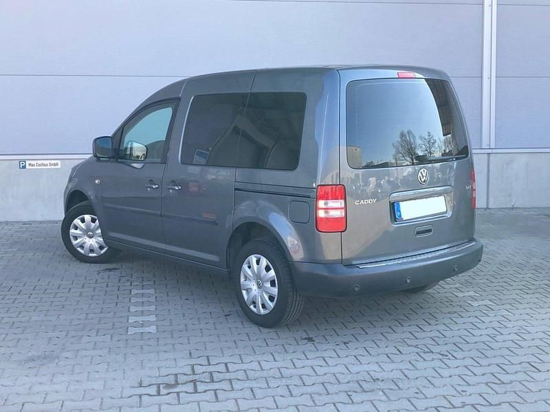 Gebraucht VW Caddy 102 PS (75 kW) 2011 Grau Van / Kleinbus