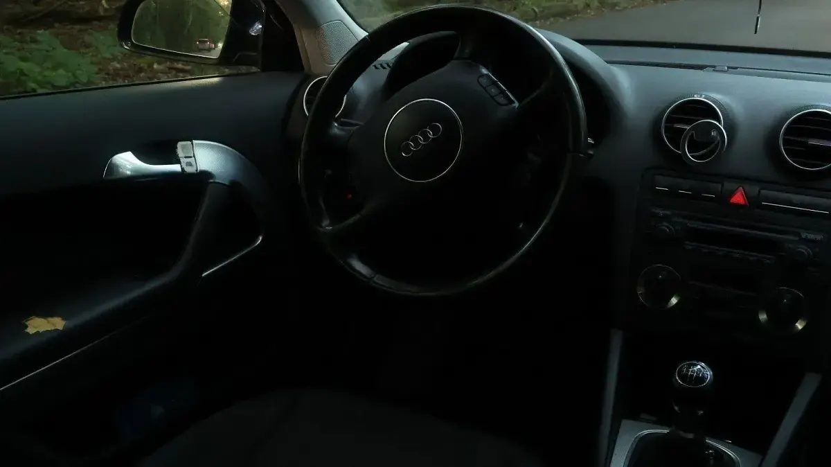 Gebraucht Audi A3 102 PS (75 kW) 2005 Schwarz Kleinwagen