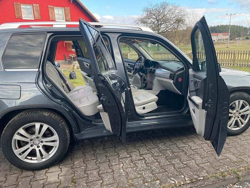 Gebraucht Mercedes GLK350 265 PS (194 kW) 2012 Andere farben SUV
