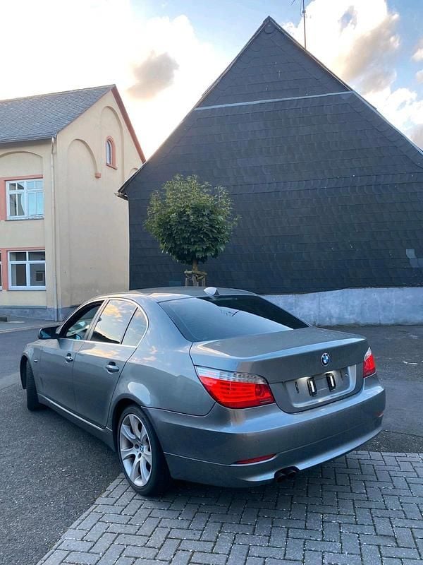 Gebraucht 2007 BMW 530 Limousine | 3.799 € (Superpreis) - Bild 1/4