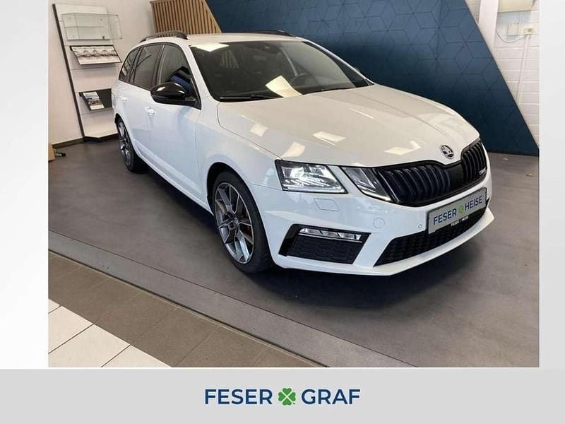 Moon weiss perleffekt Gebraucht 2020 Skoda Octavia RS Kombi | 24.490 € (Superpreis) - Bild 1/4