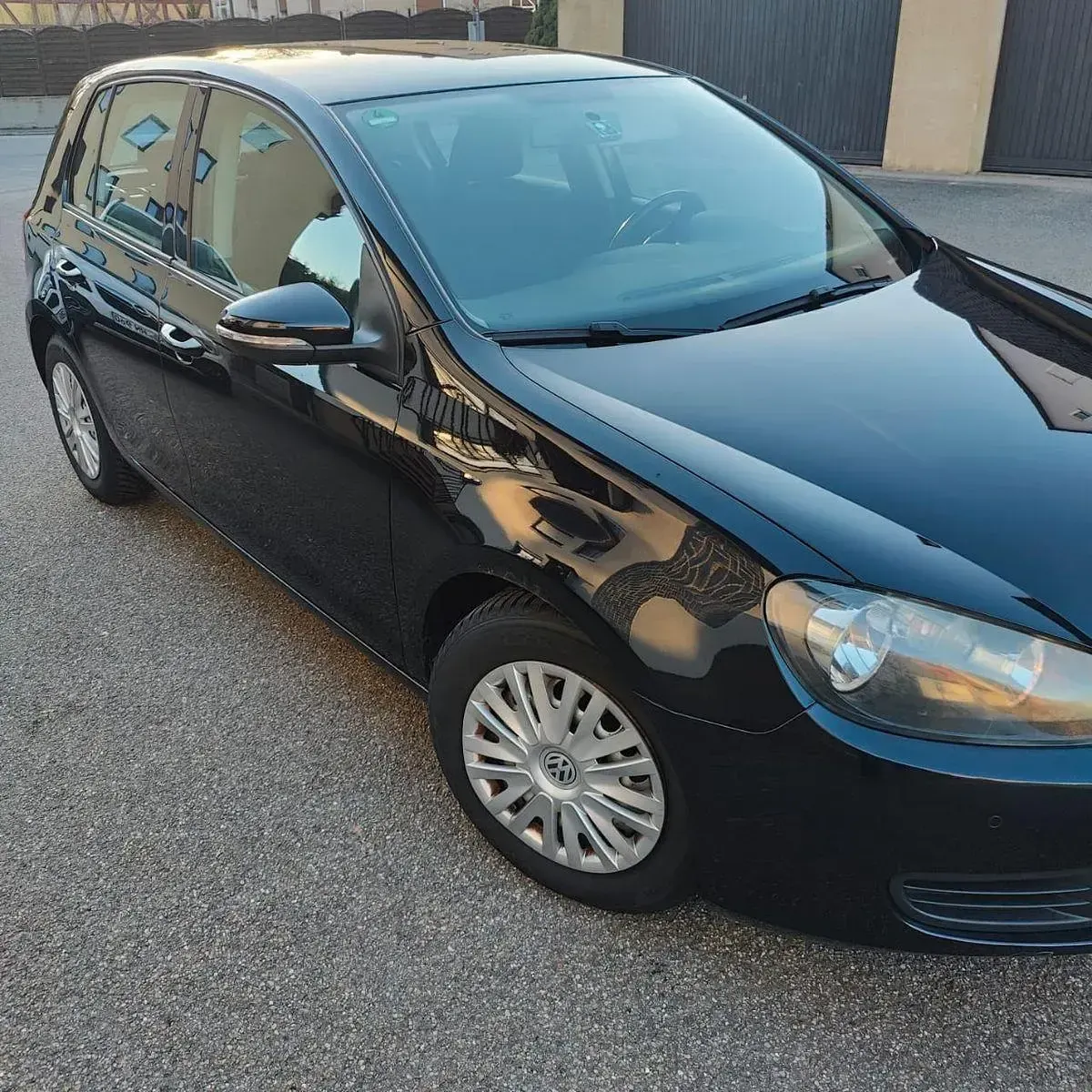 Gebraucht VW Golf VI Trendline 80 PS (58 kW) 2009 Grau Kleinwagen