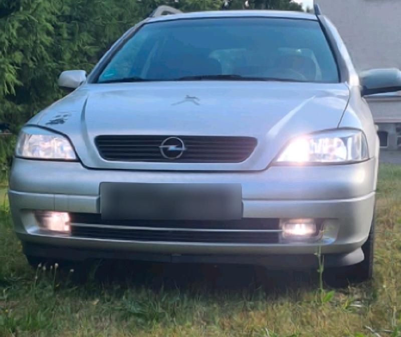 Silber Gebraucht 2002 Opel Astra Kombi | 900 € (Fairer Preis) - Bild 1/4