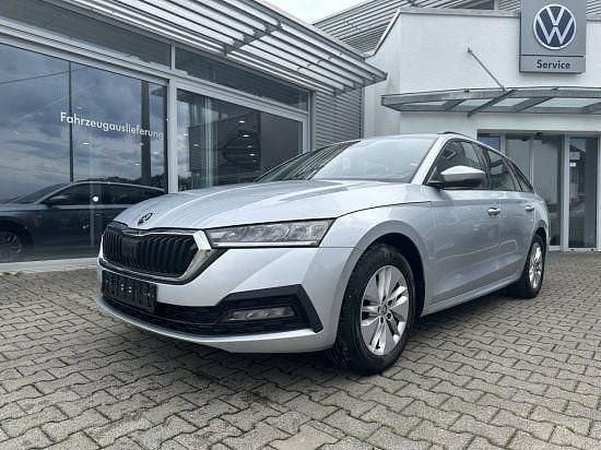 Gebraucht Skoda Octavia 116 PS (85 kW) 2021 Brilliant silber Kombi