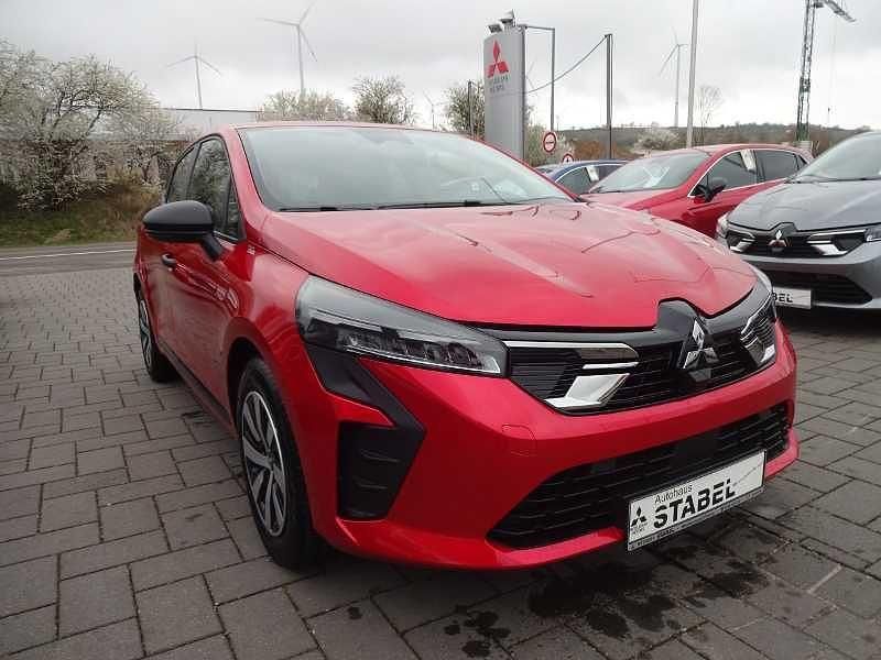 Neu Mitsubishi Colt Basis 67 PS (49 kW) 2025 Rot Kleinwagen