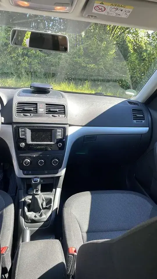 Gebraucht Skoda Yeti Ambition 125 PS (91 kW) 2017 Grau SUV