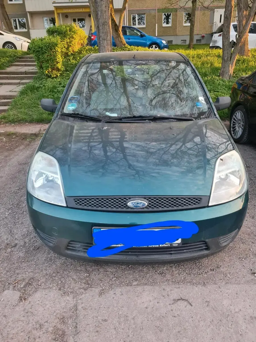 Usata Ford Fiesta 80 CV (58 kW) 2002 Verde Utilitaria