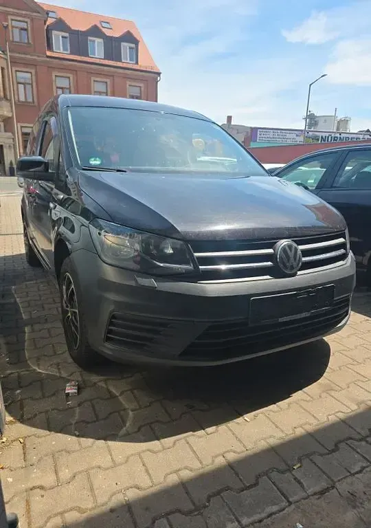 Gebraucht VW Caddy 150 PS (110 kW) 2017 Schwarz Van / Kleinbus