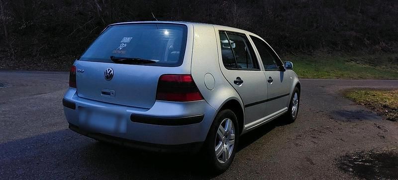 Gebraucht VW Golf IV 75 PS (55 kW) 2002 Silber Kleinwagen
