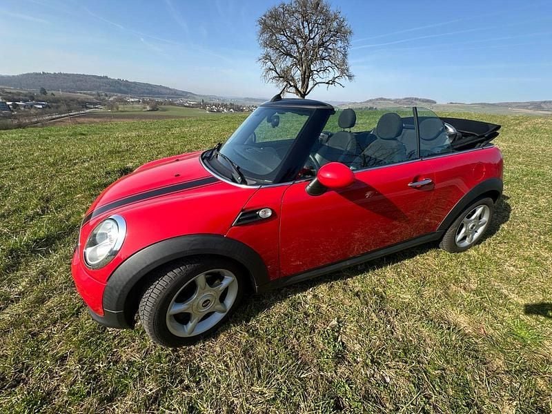 Gebraucht Mini Cooper Cabriolet 120 PS (88 kW) 2015 Rot Cabrio