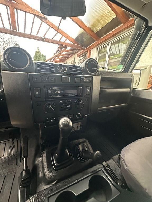 Gebraucht Land Rover Defender 122 PS (89 kW) 2013 Grau SUV