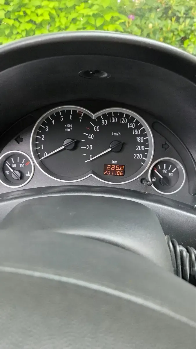 Brugt Opel Corsa 60 HK (44 kW) 2005 Blå Hatchback
