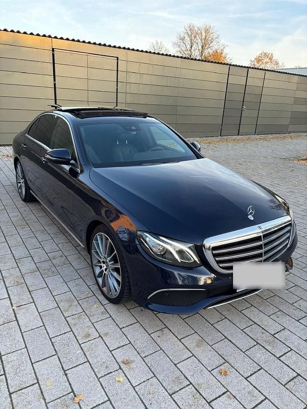 Second-hand Mercedes E400 340 CP (250 kW) 2018 Andere farben Berlinǎ