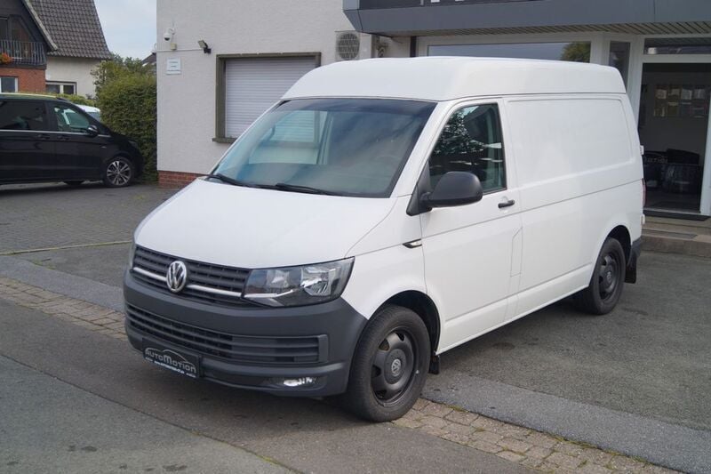 Candyweiß Gebraucht 2015 VW T5 Van | 10.890 € - Bild 1/4