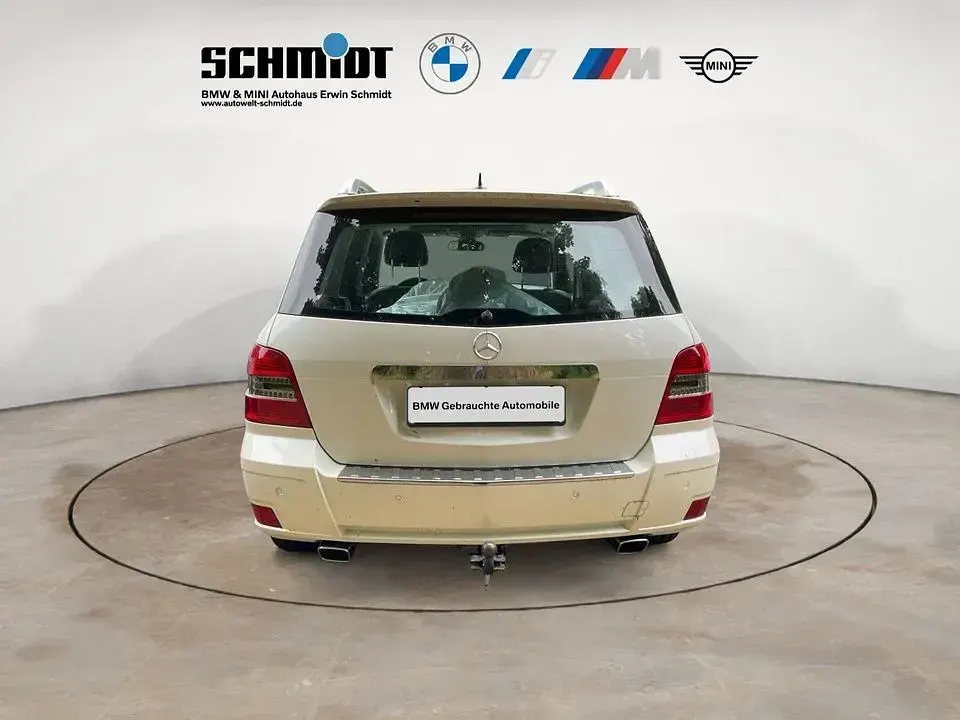 Gebraucht Mercedes GLK250 204 PS (150 kW) 2012 Weiß SUV