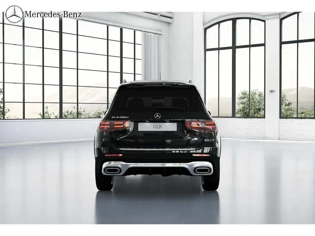 Gebraucht Mercedes GLB200 AMG 150 PS (110 kW) 2026 Obsidianschwarz SUV