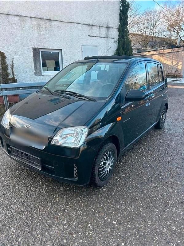 Gebraucht Daihatsu Cuore 58 PS (42 kW) 2004 Schwarz Kleinwagen