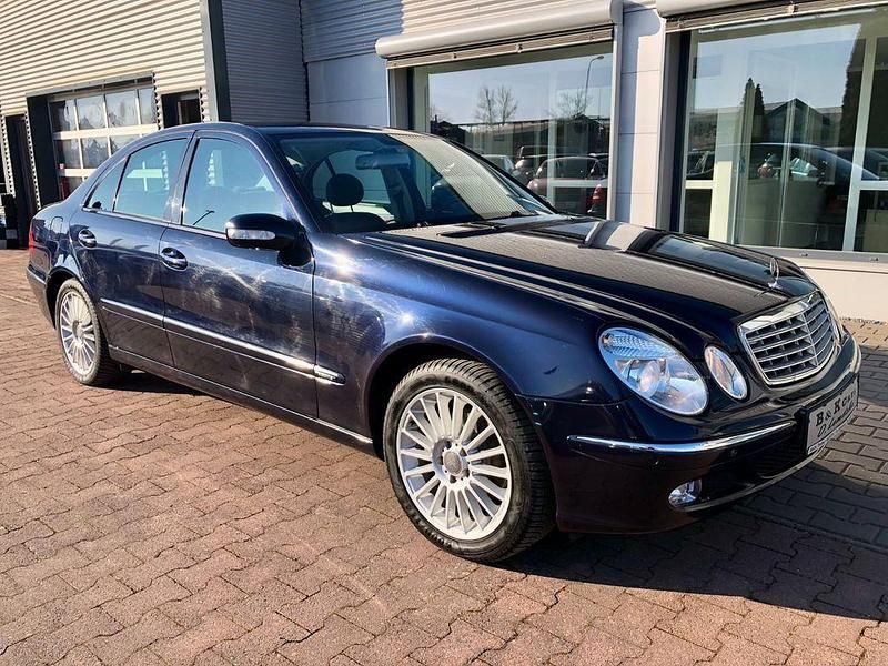 Occasion Mercedes E240 Elegance 177 ch (130 kW) 2002 Bleue Berline