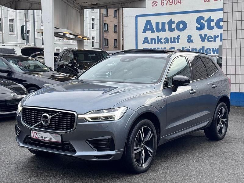 Grau Gebraucht 2019 Volvo XC60 R-Design SUV | 31.900 € (Fairer Preis) - Bild 1/4