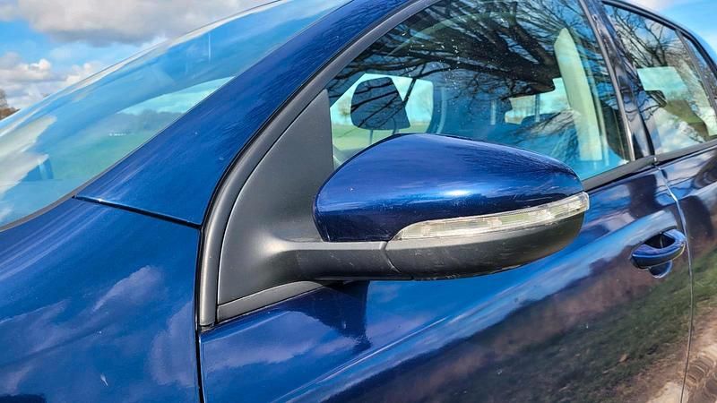 Gebraucht VW Golf VI 80 PS (58 kW) 2009 Blau Kleinwagen