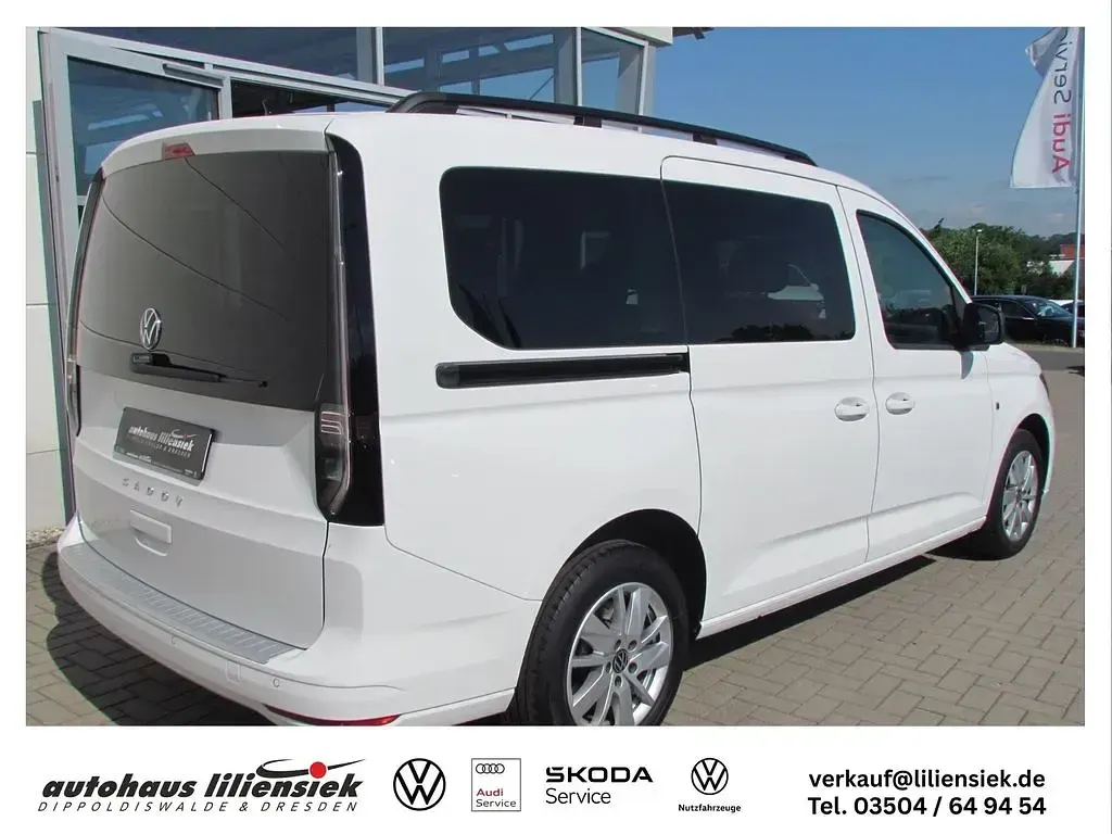 Gebraucht VW Caddy Life 122 PS (89 kW) 2023 Weiß Van / Kleinbus