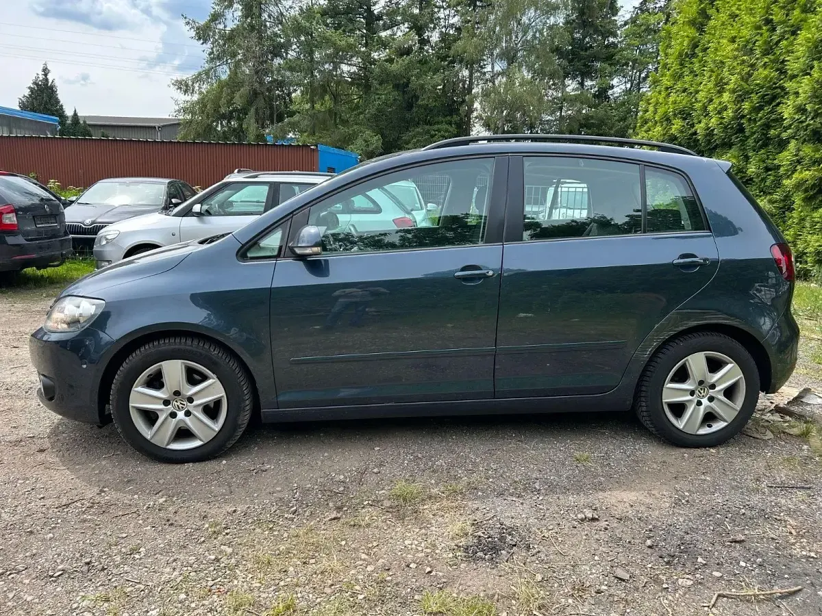 Gebraucht VW Golf VI Comfortline 110 PS (80 kW) 2009 Blau Kleinwagen