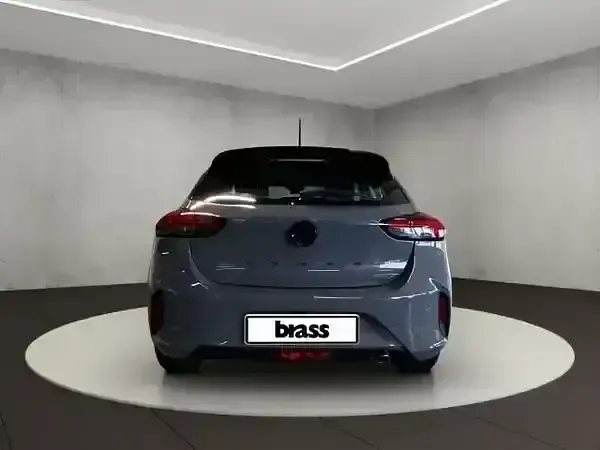Gebraucht Opel Corsa 101 PS (74 kW) 2025 Grafik grau (uni) Kleinwagen