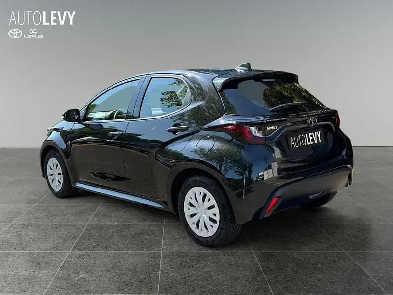 Gebraucht Toyota Yaris Basis 116 PS (85 kW) 2024 Schwarz Kleinwagen