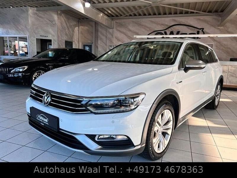 Gebraucht VW Passat Alltrack 190 PS (139 kW) 2018 Pure white Kombi