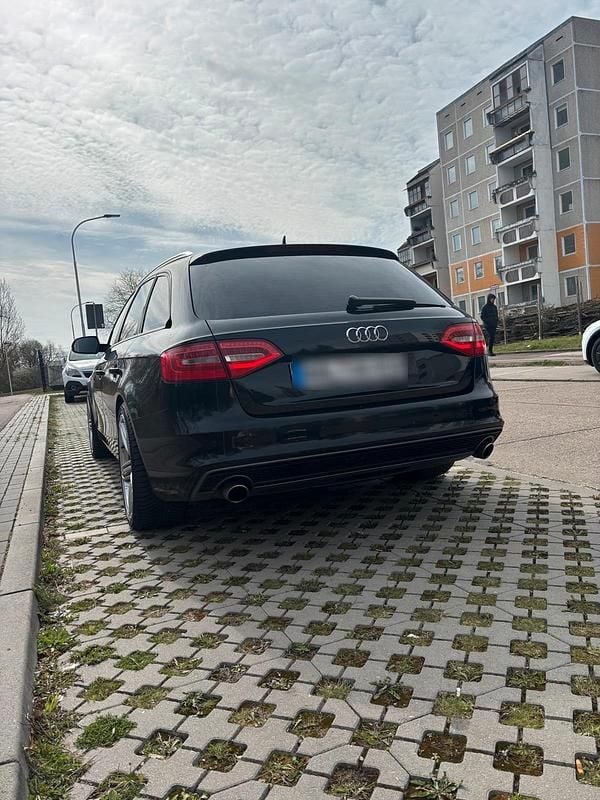 Gebraucht Audi A4 245 PS (180 kW) 2013 Schwarz Kombi