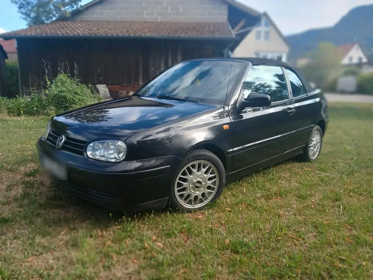 Gebraucht VW Golf Cabriolet 75 PS (55 kW) 1998 Schwarz Cabrio