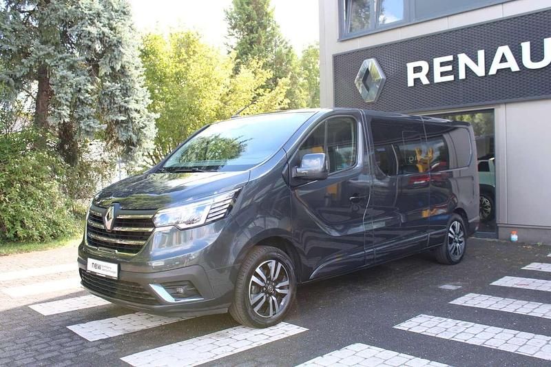 Gebraucht Renault Trafic 170 PS (125 kW) 2022 Kometengrau Van / Kleinbus