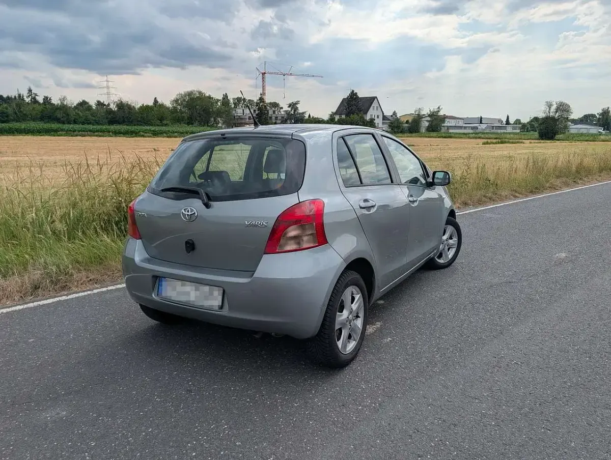 Gebraucht Toyota Yaris Executive 87 PS (63 kW) 2008 Kleinwagen