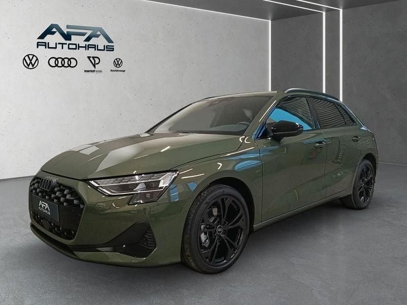 Gebraucht Audi A3 Advanced 150 PS (110 kW) 2025 Distriktgrün metallic Limousine