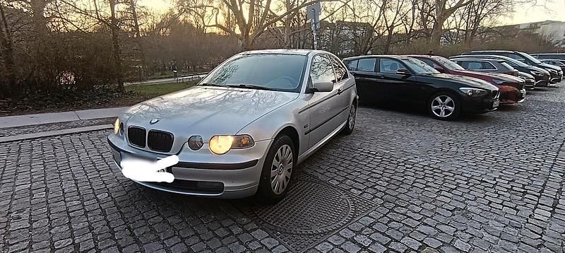Gebraucht BMW 316 117 PS (86 kW) 2004 Silber Coupé