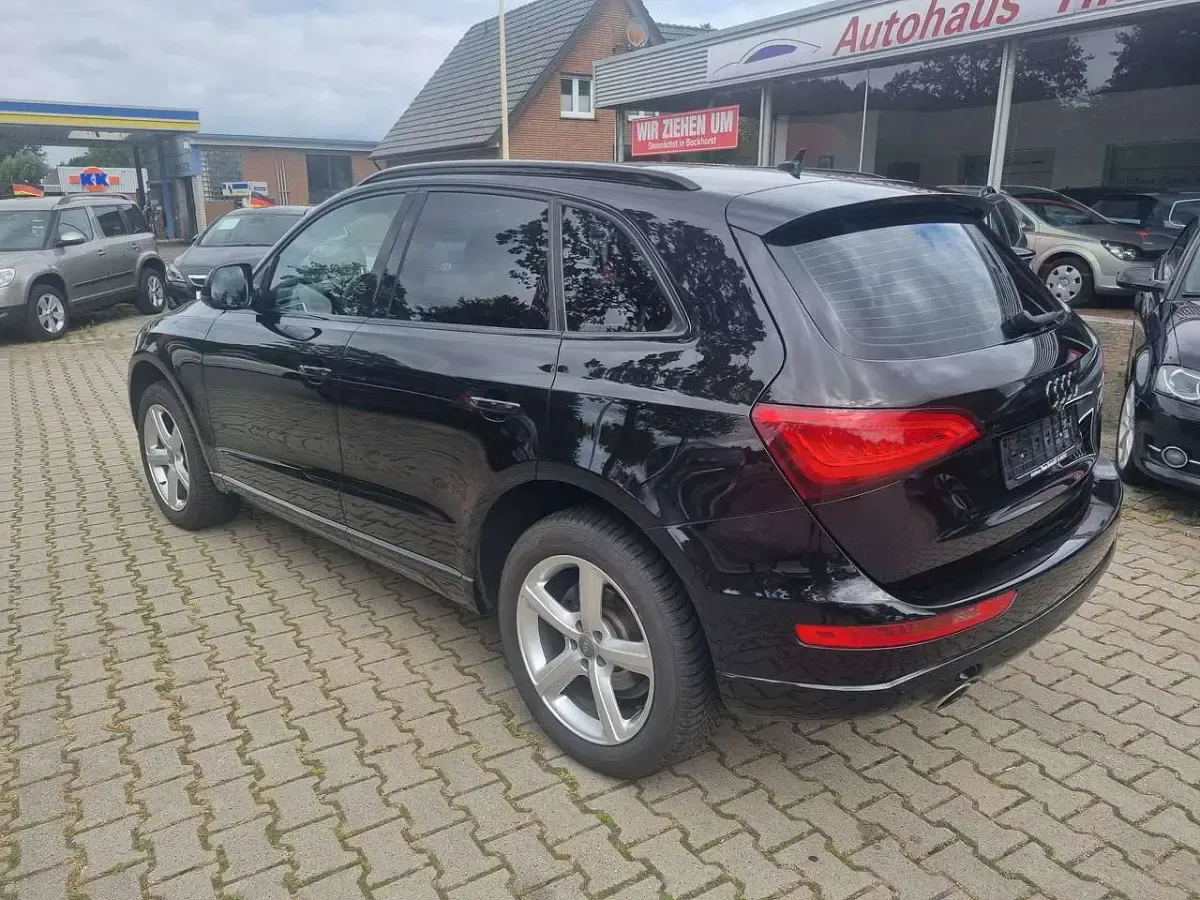 Gebraucht Audi Q5 177 PS (130 kW) 2012 Phantomschwarz perleffekt SUV