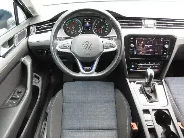 Gebraucht VW Passat GTE 218 PS (160 kW) 2022 Blau Kombi