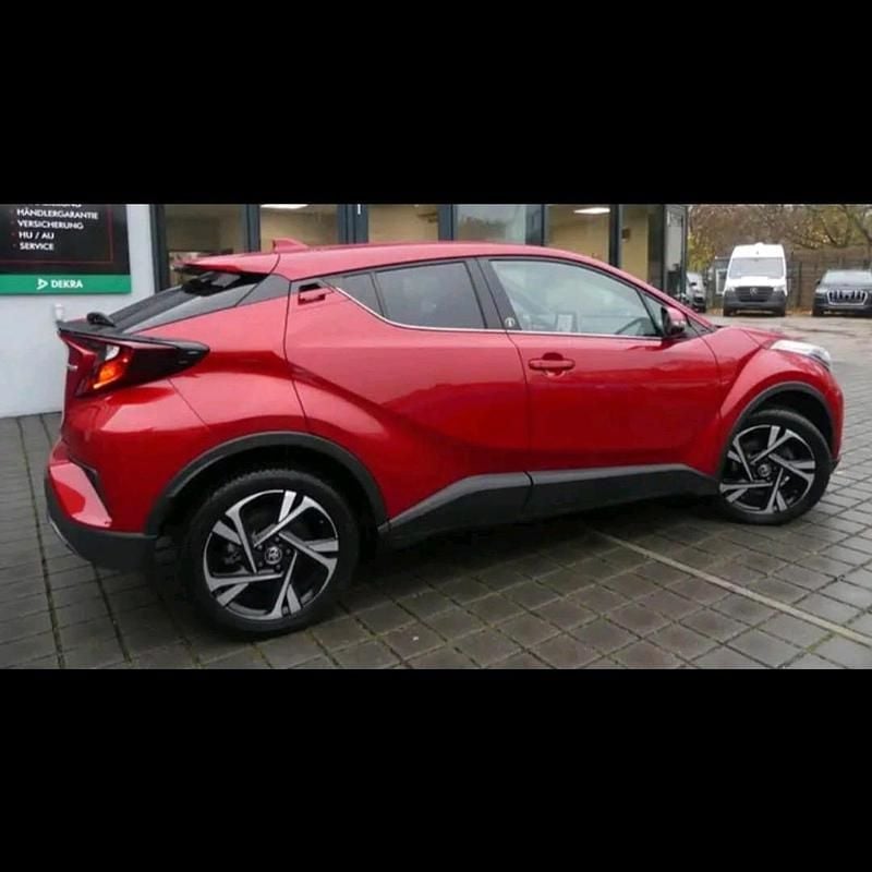 Gebraucht Toyota C-HR Team 184 PS (135 kW) 2022 Rot SUV